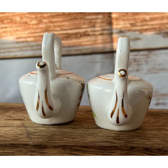 Rare Royal Stuart Bone China Tea Kettle Shaped Porcelain Salt & Pepper Shakers - Picture 2 of 8